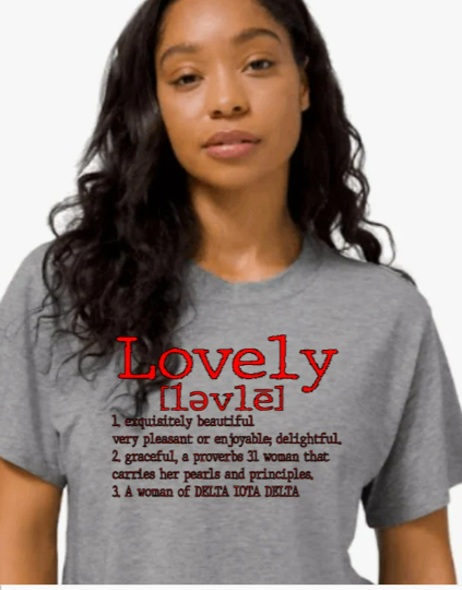 LOVELY DEFINITION TEE