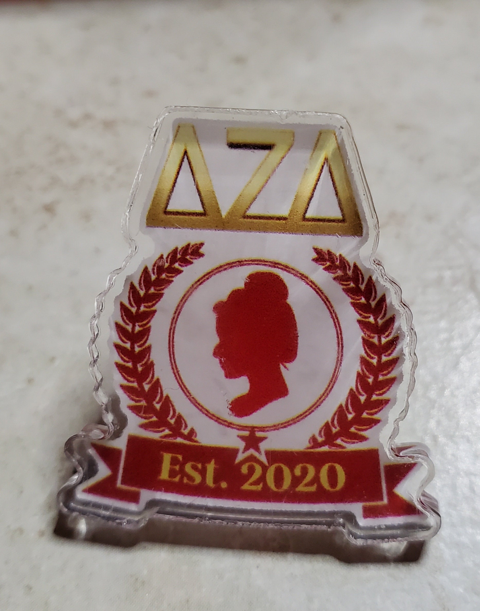 Delta Zeta Badge